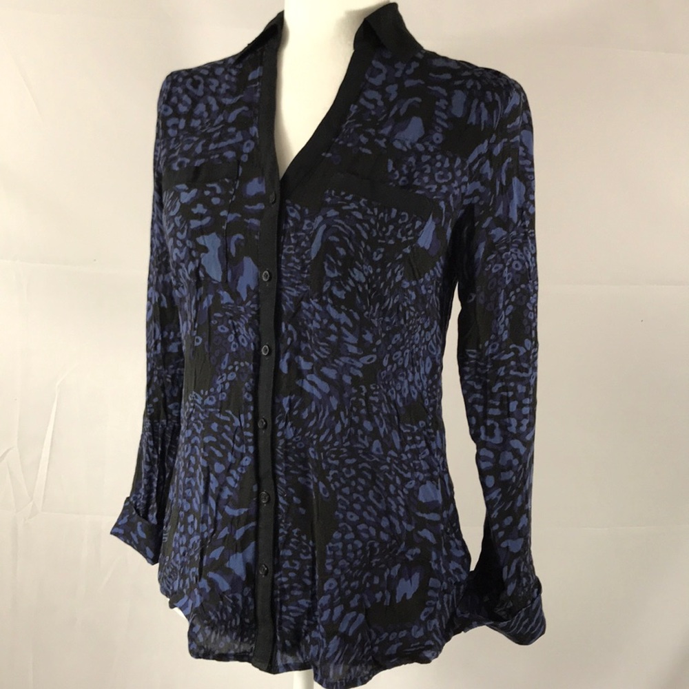 Express-Button down, blue animal print, size XS